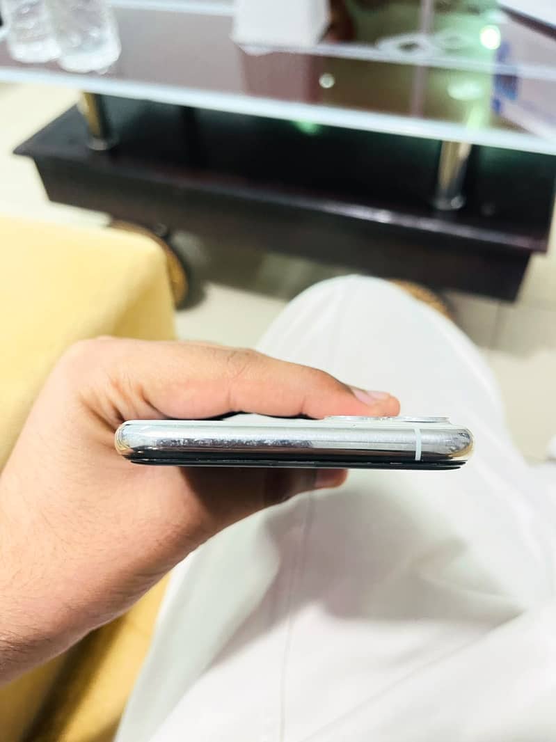 Iphone 11 pro max 3