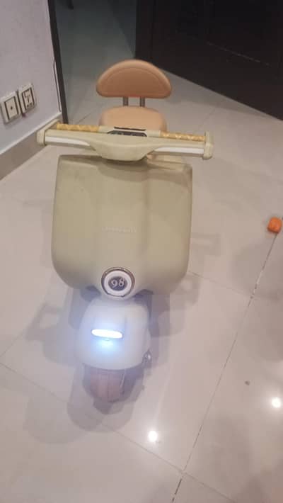 vespa kids scooter