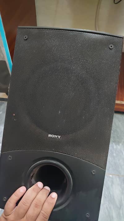 Sony Sub-Woofer with Speakers