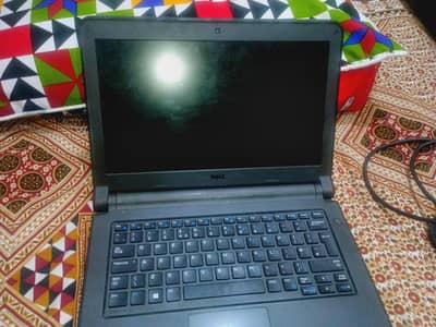 Dell Latitude 3350 | Core i5 5th Gen | original 130 watt charger