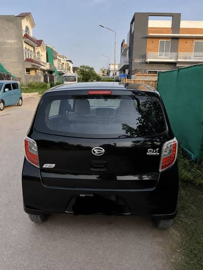Daihatsu Mira 2011