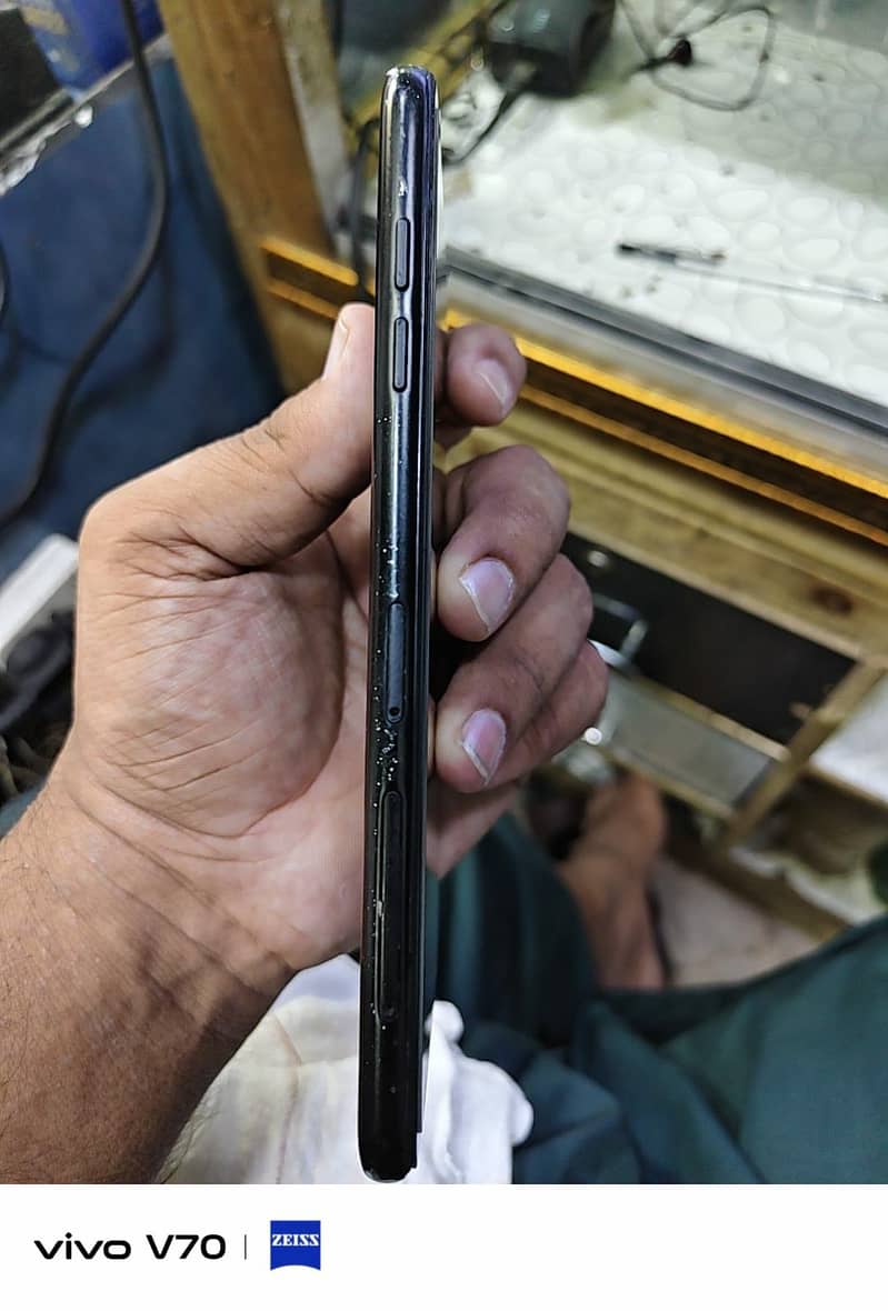 Samsung Mobile A6 Plus 4