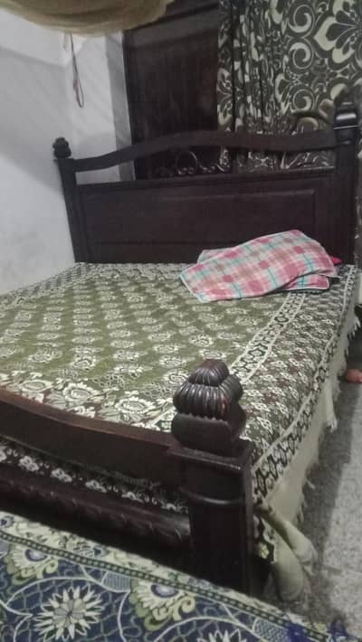 king size bed without metress