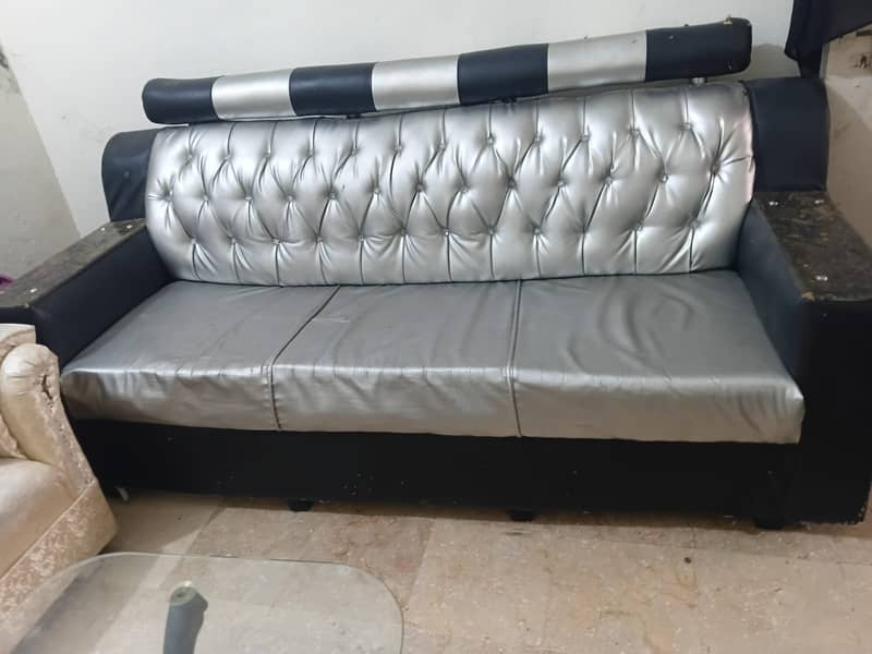 Comfortable sofa set 0