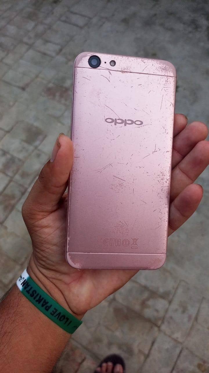 Oppo A57 1