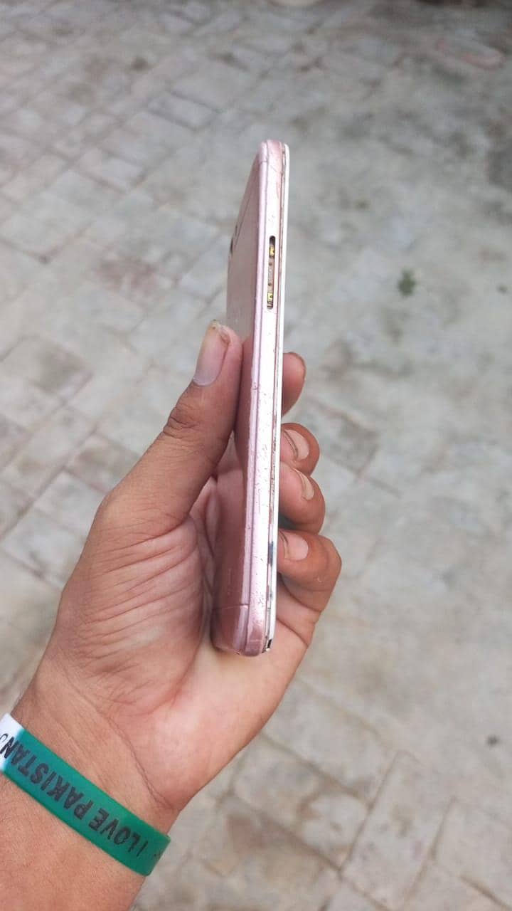Oppo A57 3