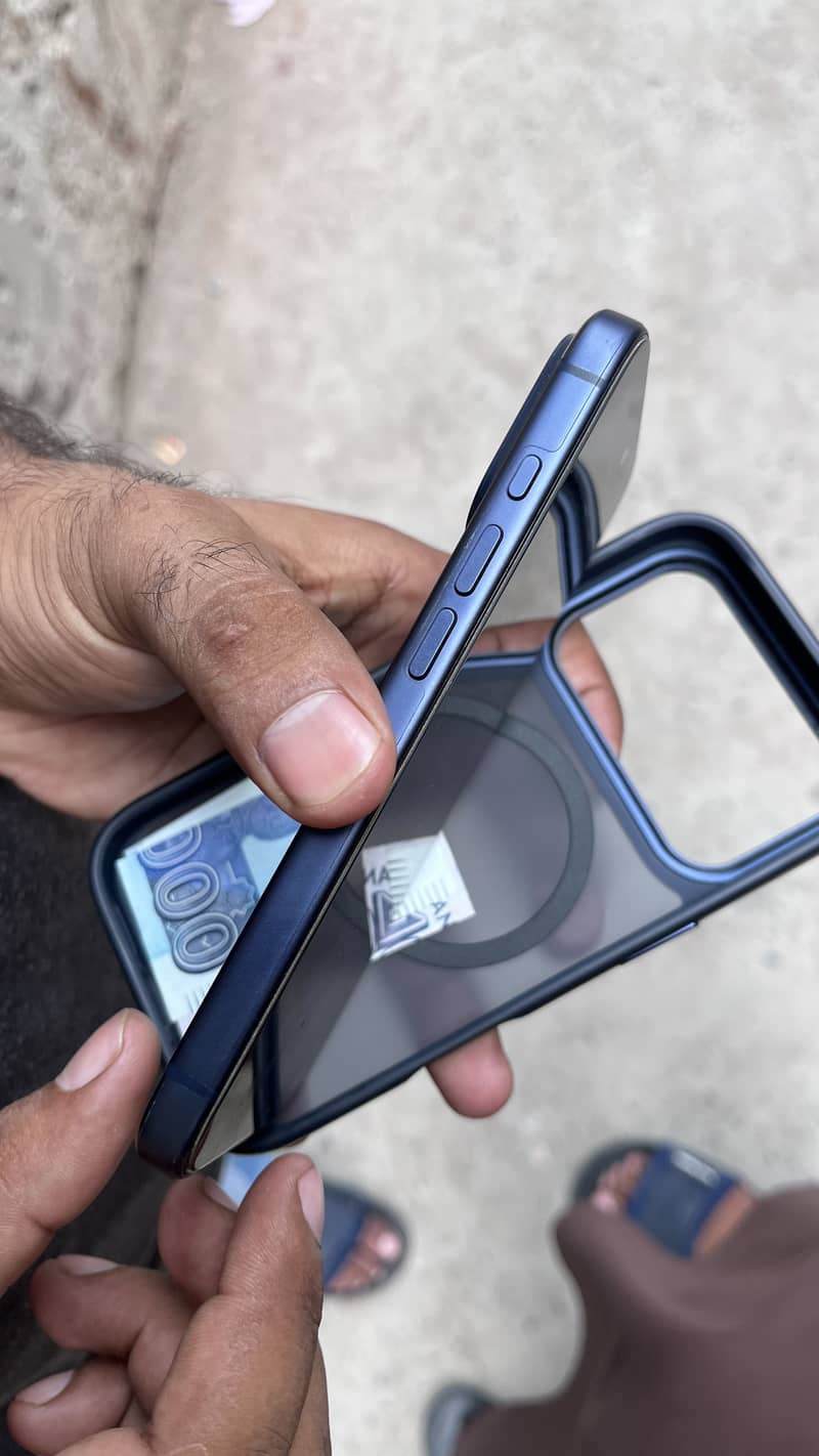 Apple iPhone 17 Pro 2