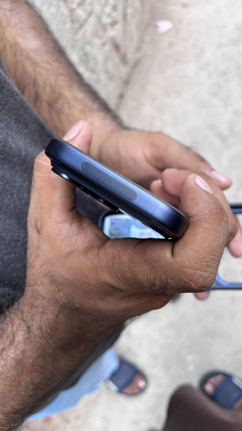 Apple iPhone 17 Pro 6