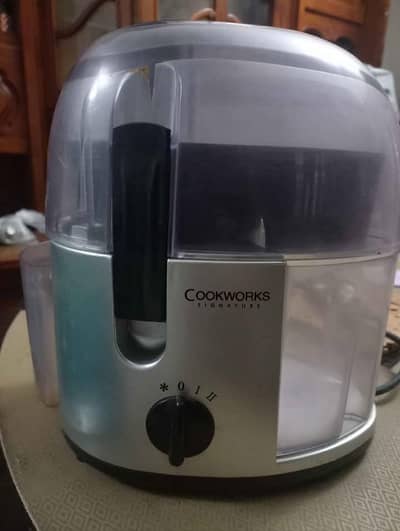 UK brand cookworks juicer