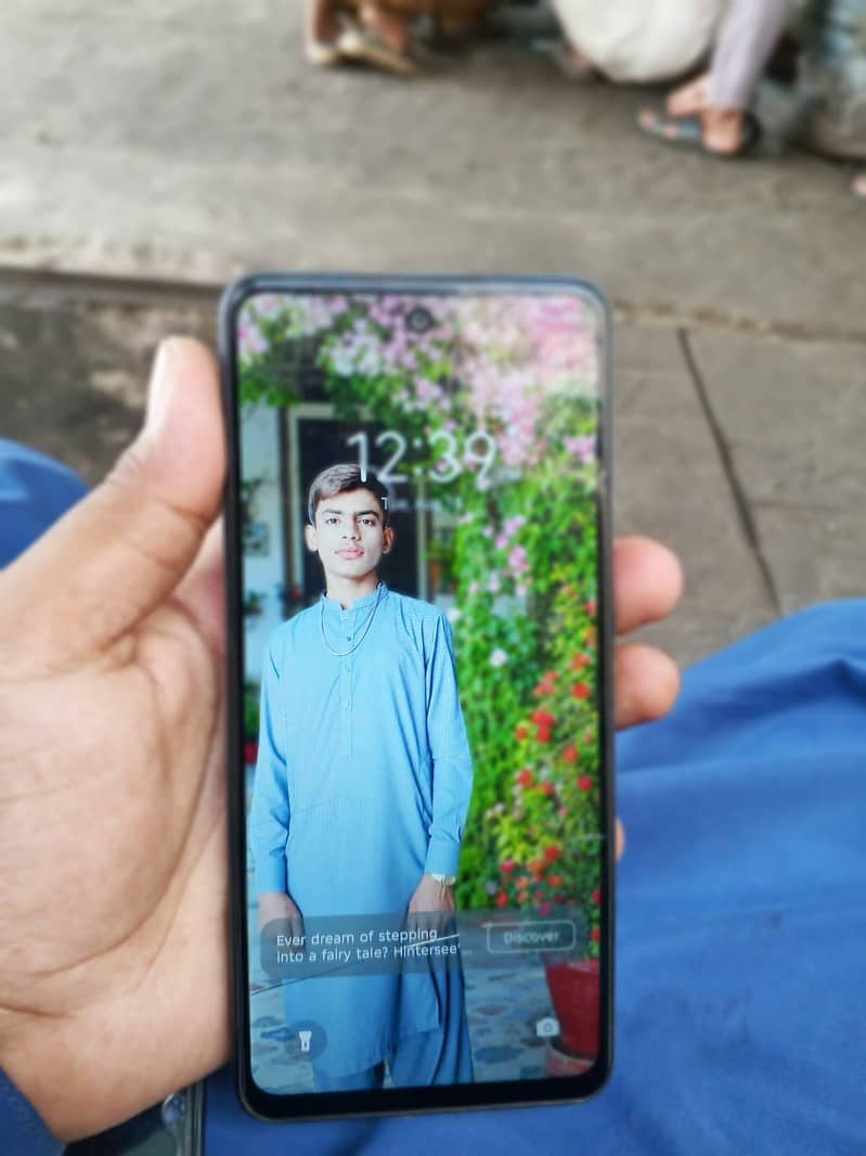 Tecno Spark 20C 4