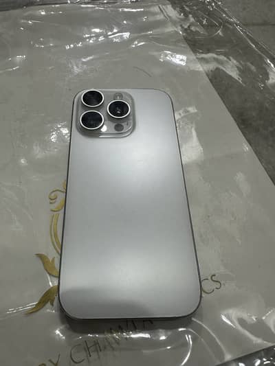 Apple iPhone 16 Pro