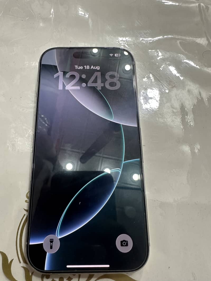 Apple iPhone 16 Pro 4