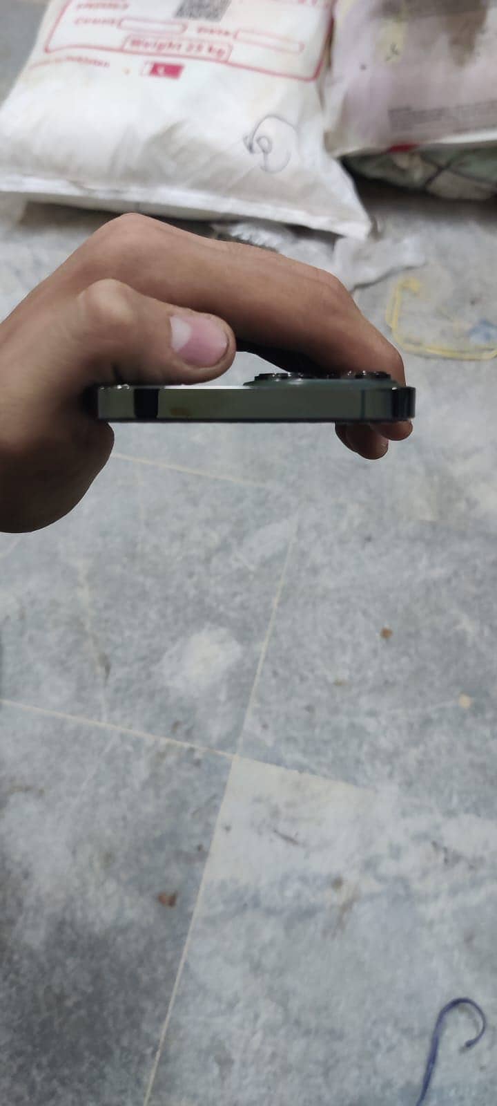 Apple iPhone 13 Pro Max 2