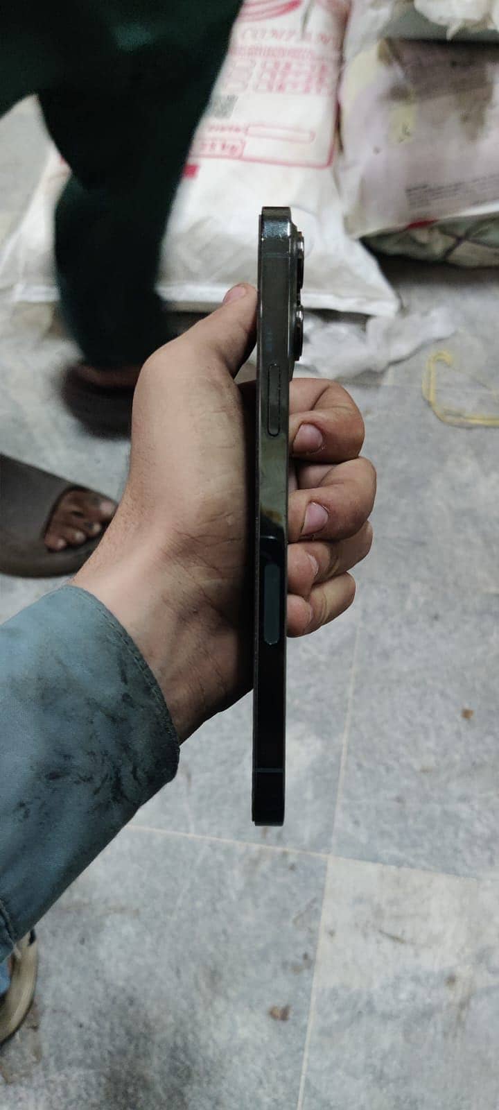 Apple iPhone 13 Pro Max 6