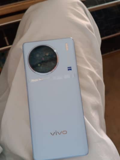 Vivo x90