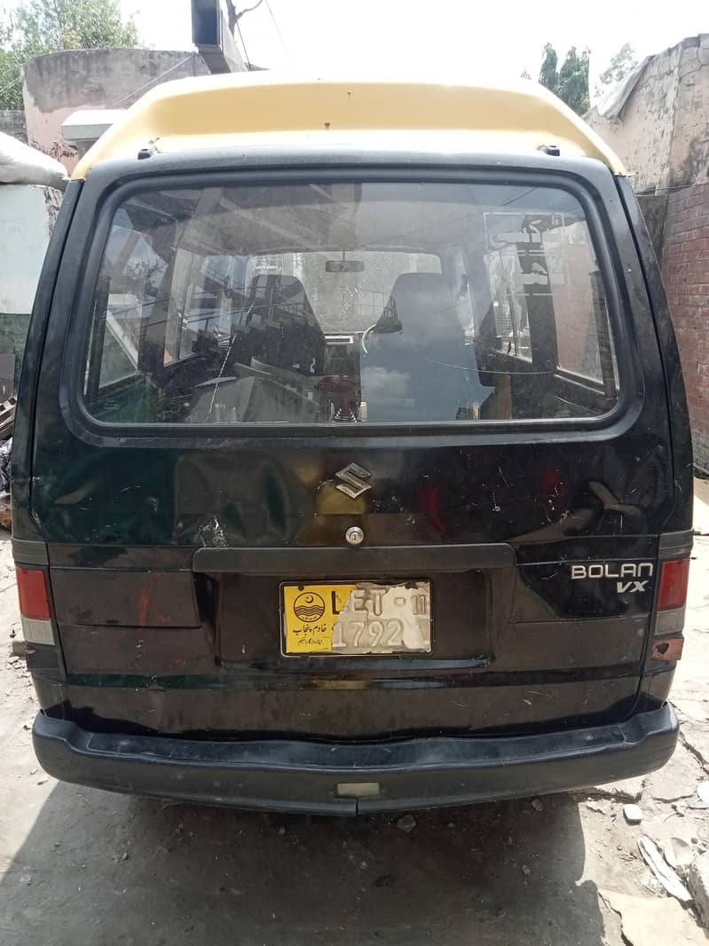 Suzuki Bolan 2011 4
