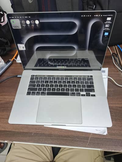 MacBook Pro 2019 16 in Core i9 |  32GB RAM |  500GB  SSD |hhvvvvgggg