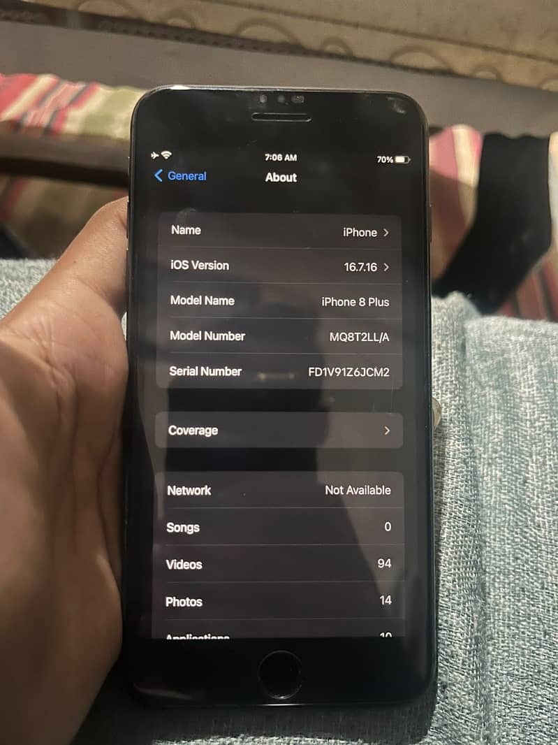Apple iPhone 8 Plus 1