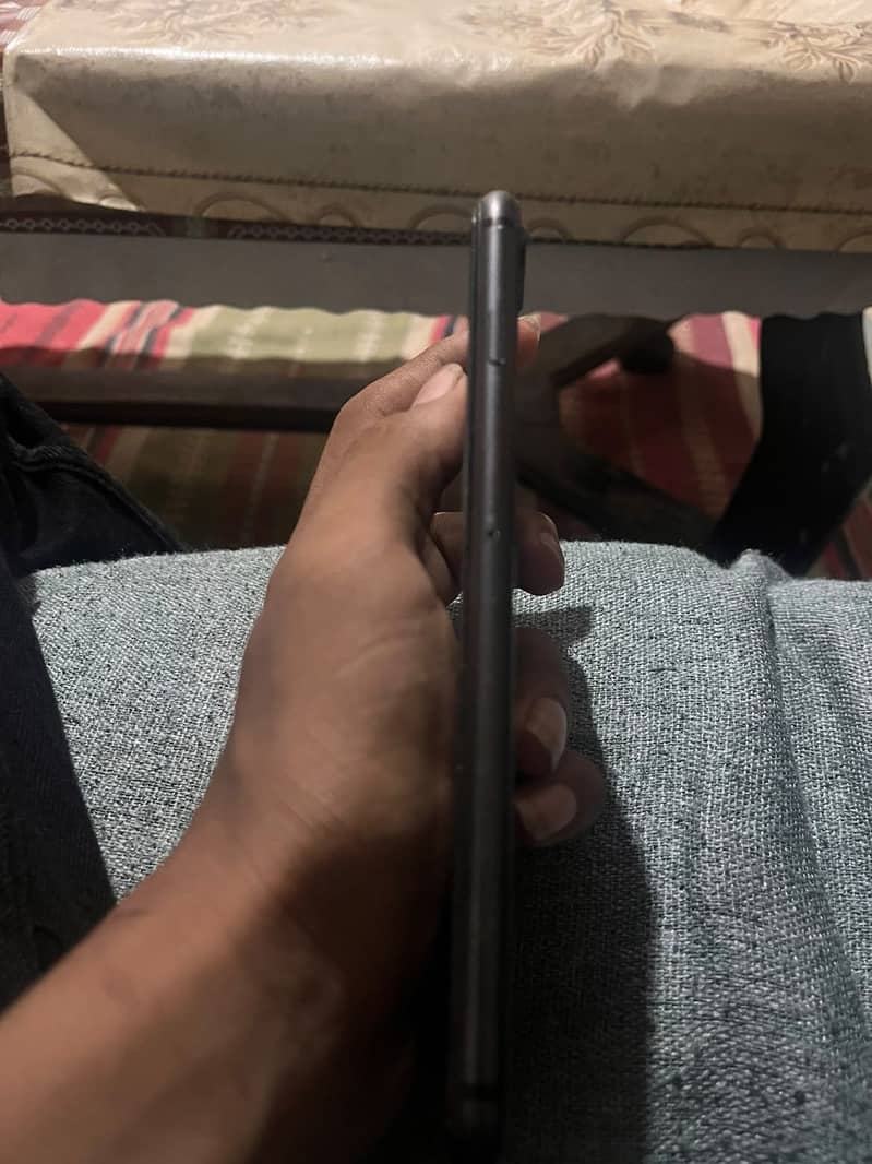 Apple iPhone 8 Plus 5