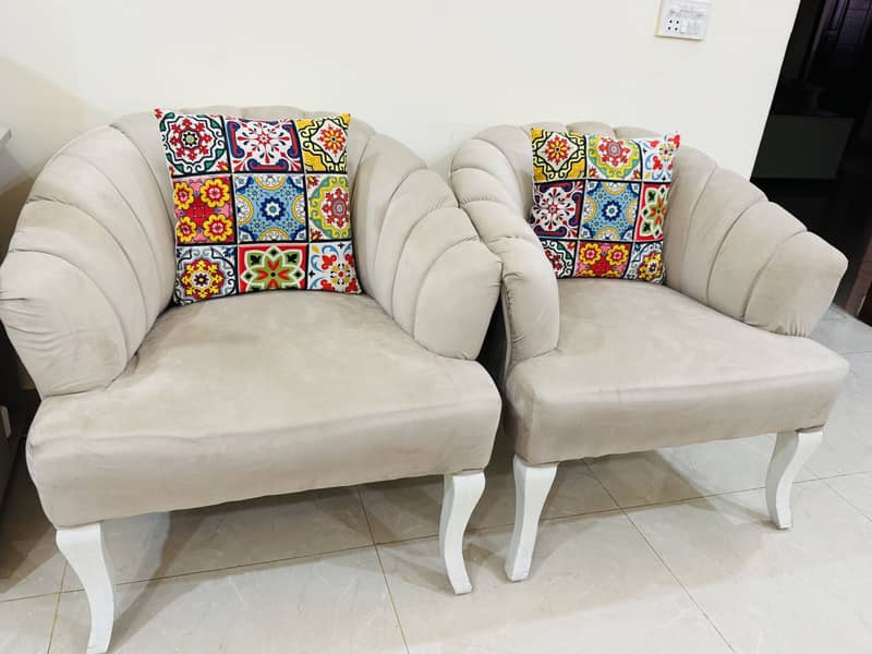 Two sofa chairs 4