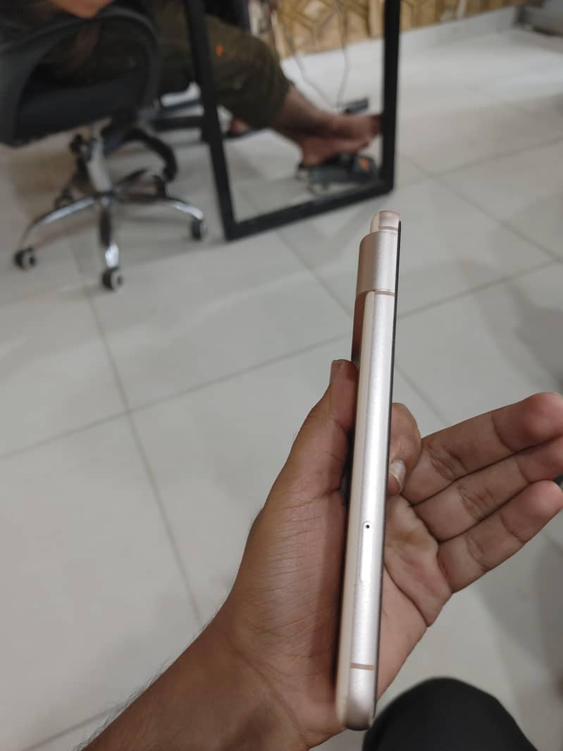 Google Pixel 8 2