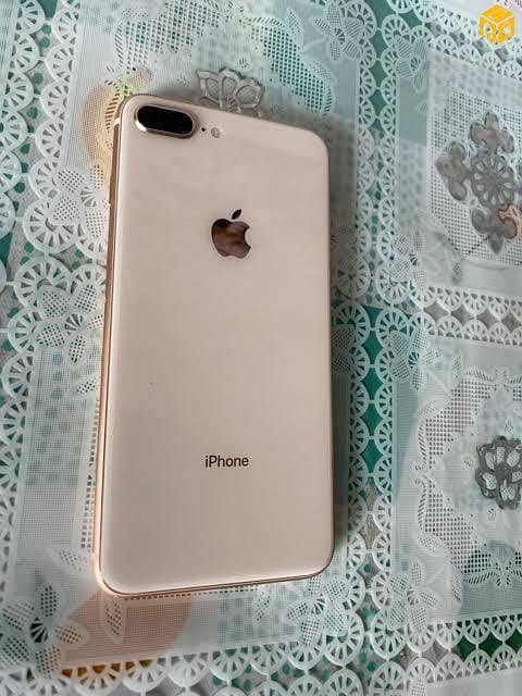 Apple iPhone 8 Plus 0