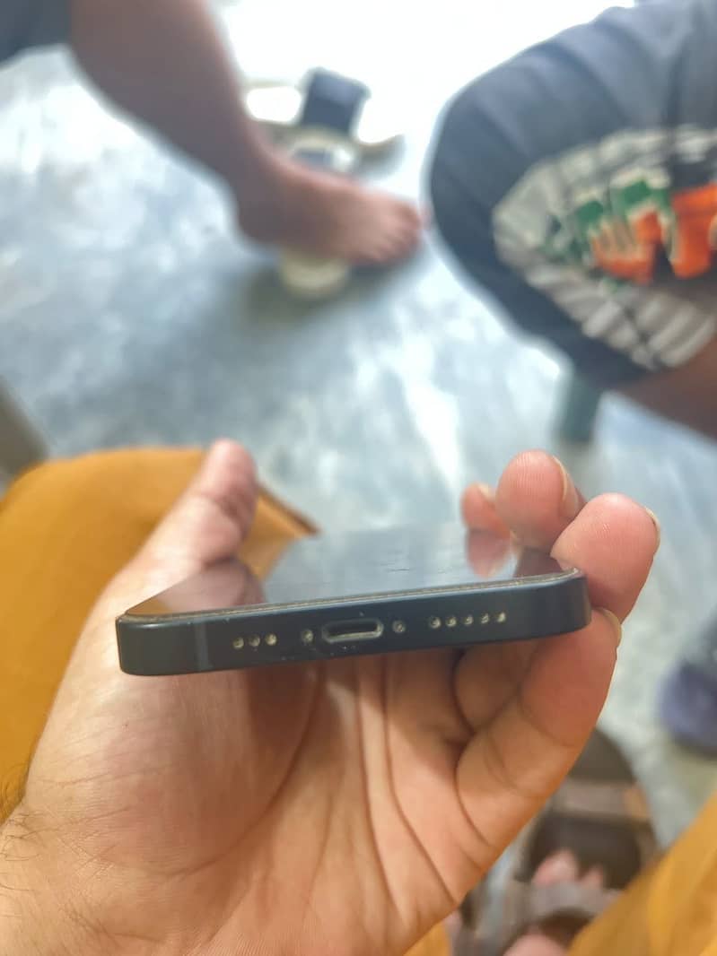 Apple iPhone 14 6