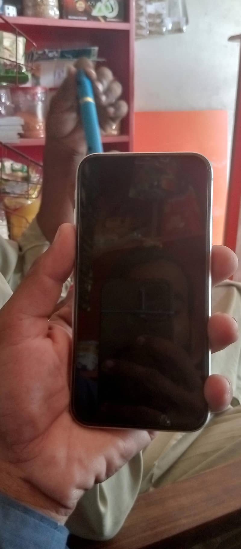 Apple iPhone 11 0