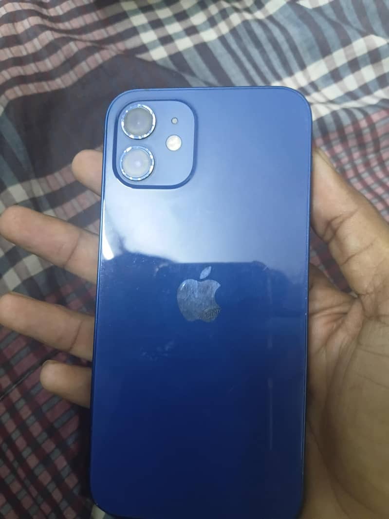Apple iPhone 12 1
