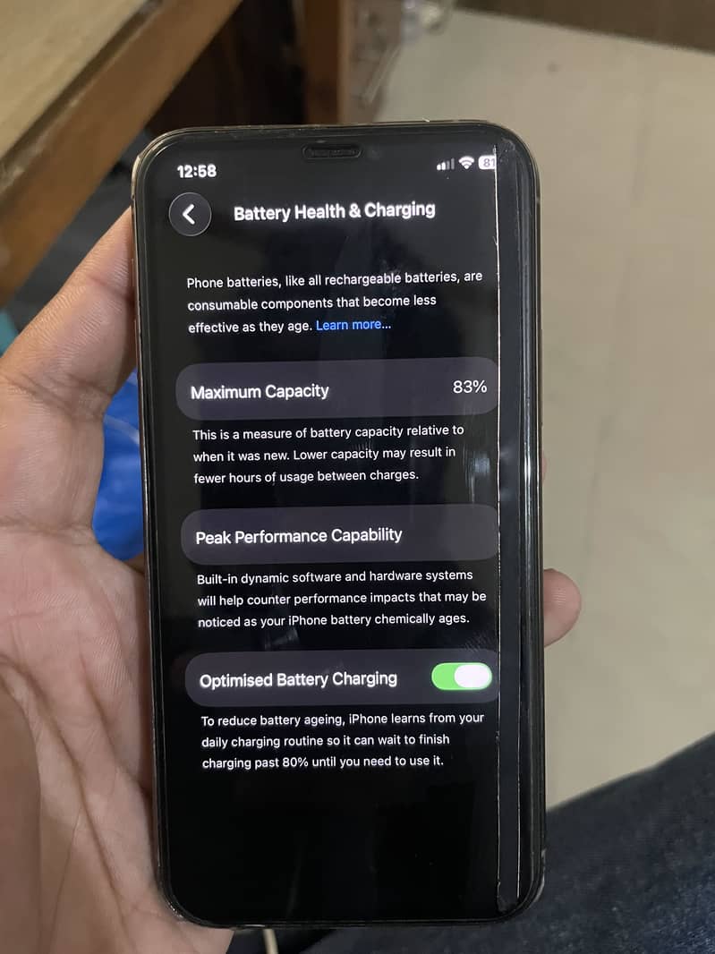 Apple iPhone 11 Pro 4