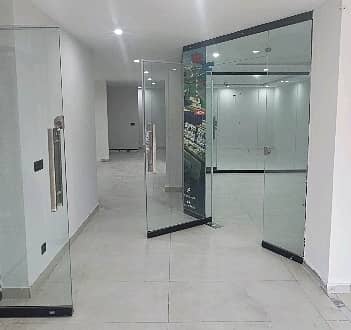 Spacious 1350 Square Feet Office Available For rent In Cavalry Ground
