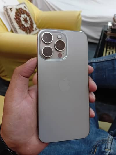 Apple iPhone 15 Pro Max