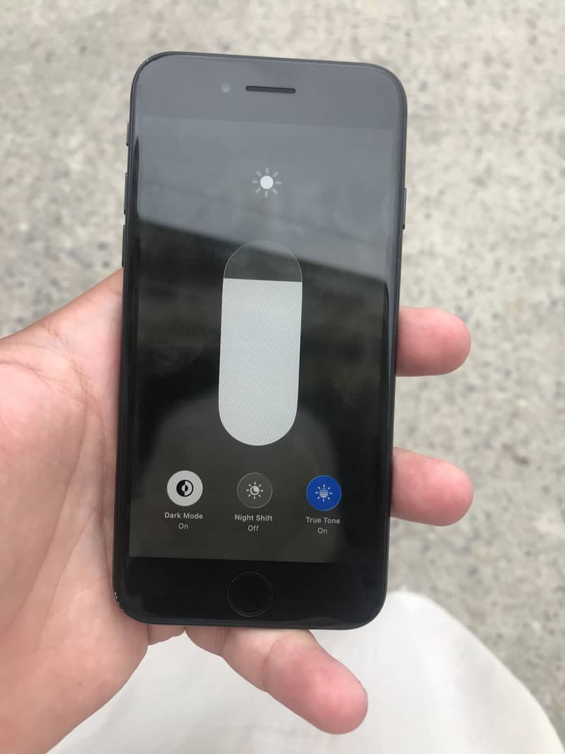 Apple iPhone SE 0