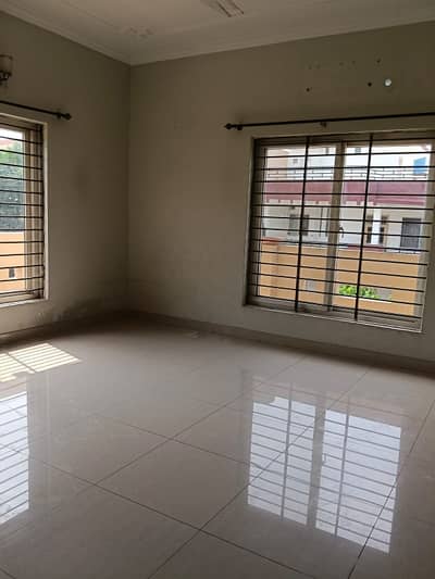 35/70 Upper Portion Available For Rent In G13