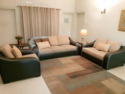 Sofa set