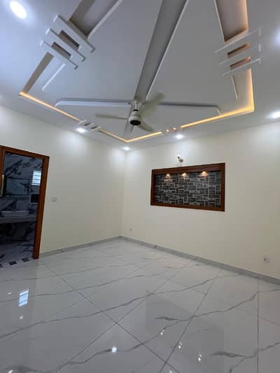 35/70 House Available For Rent In G13