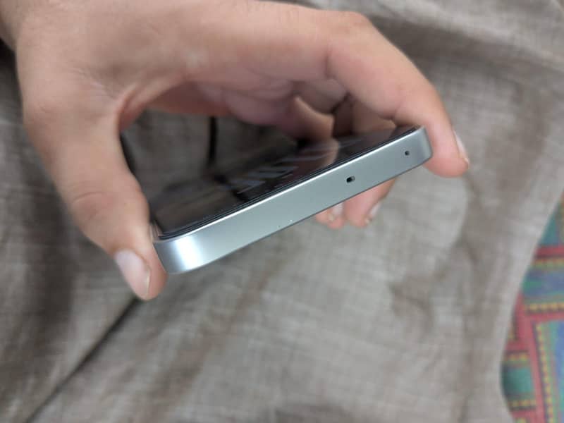 OPPO A6s pro 4