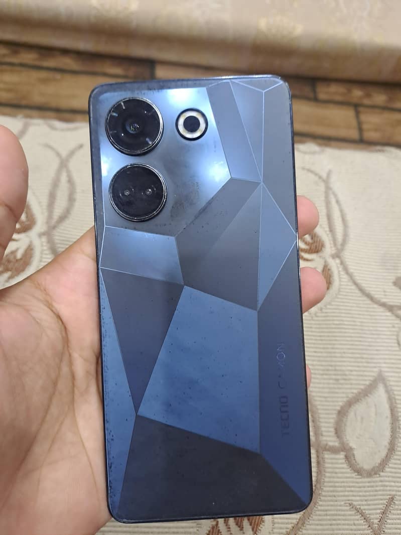 Tecno CAMON 20 0