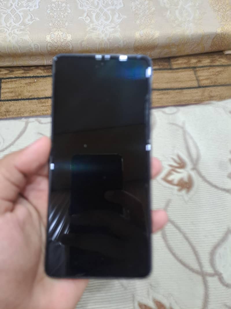 Tecno CAMON 20 2