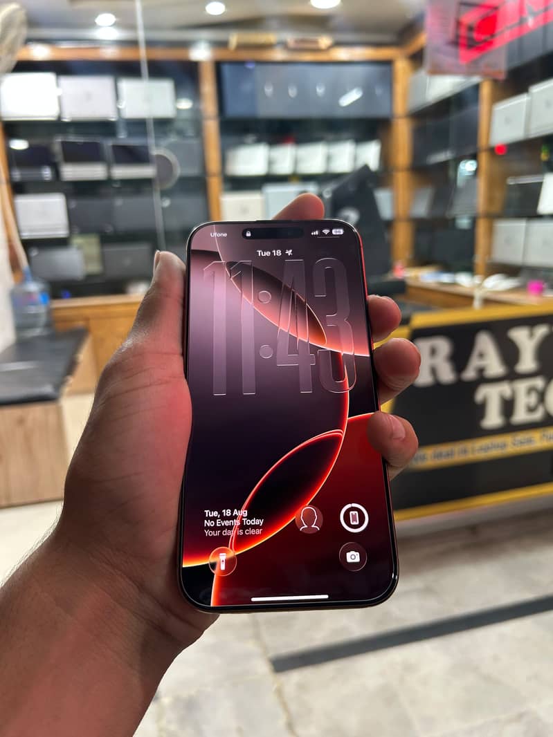 Apple iPhone 16 Pro Max 3