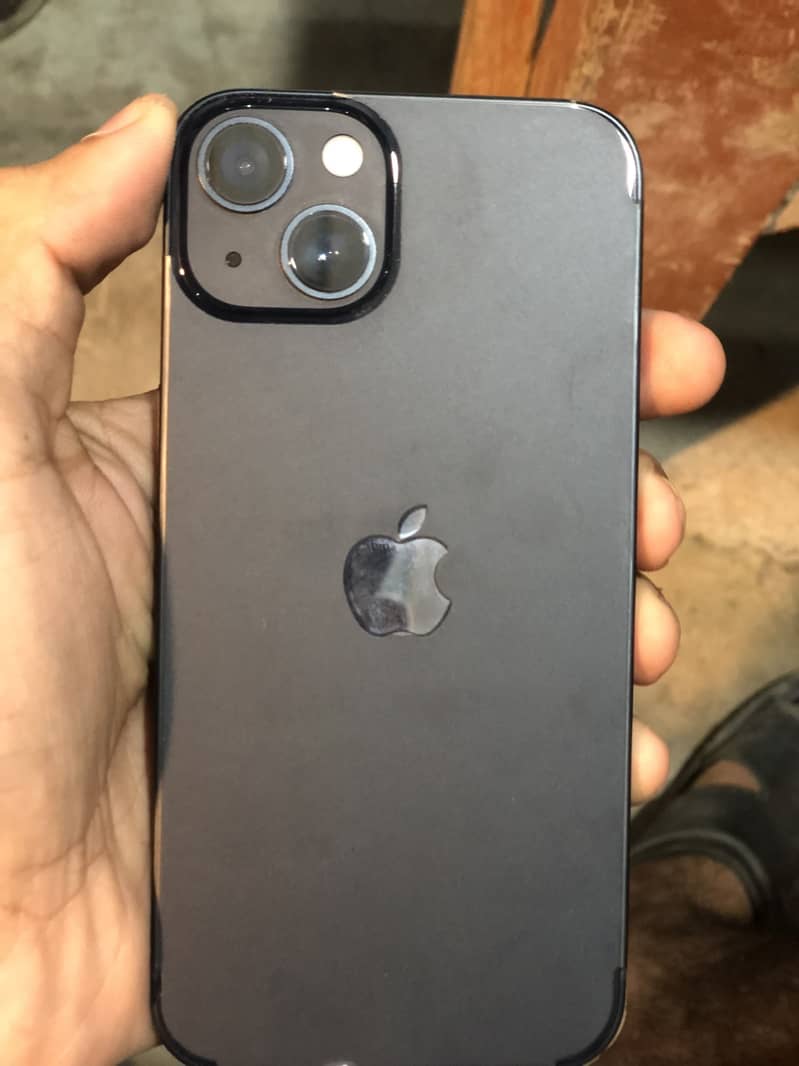 Apple iPhone 13 2