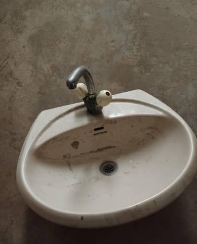 Karam Ceramics Doulton England Sink/Basin - 4 PCs