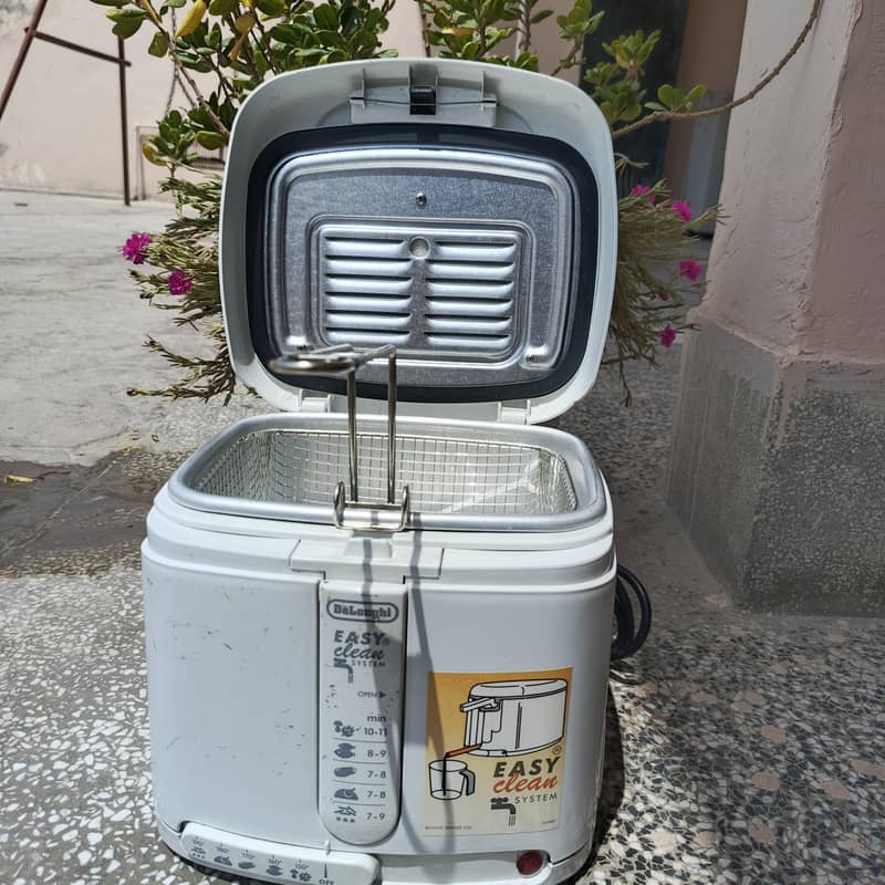 Deep Fryer 1
