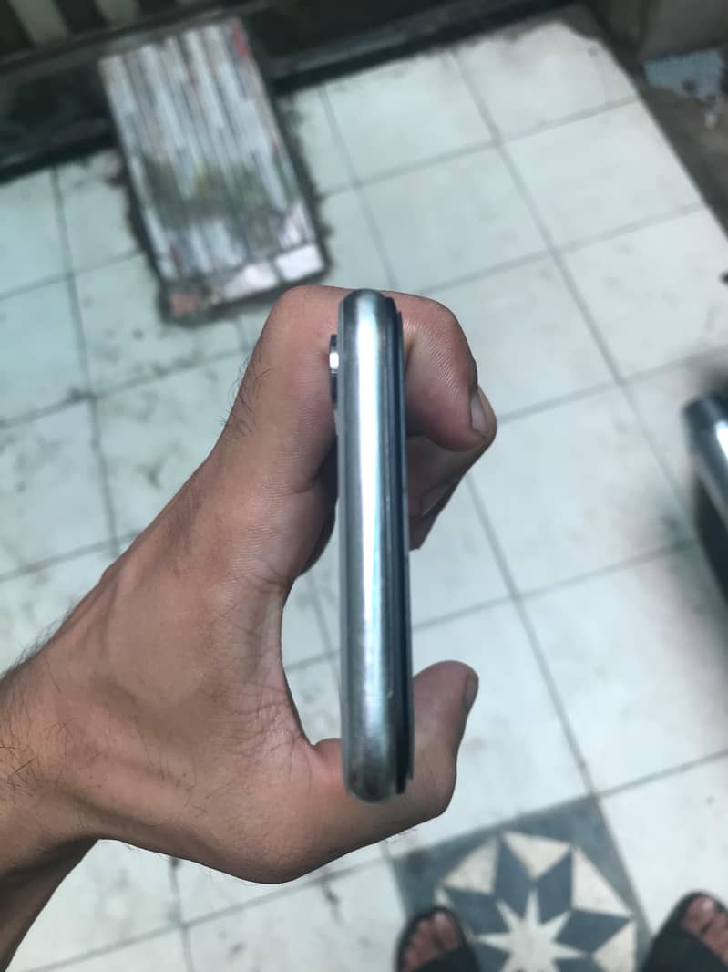 Apple iPhone X 7