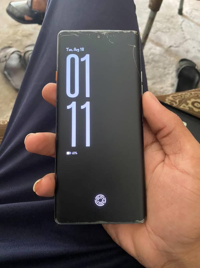 Tecno CAMON 40 Pro 1
