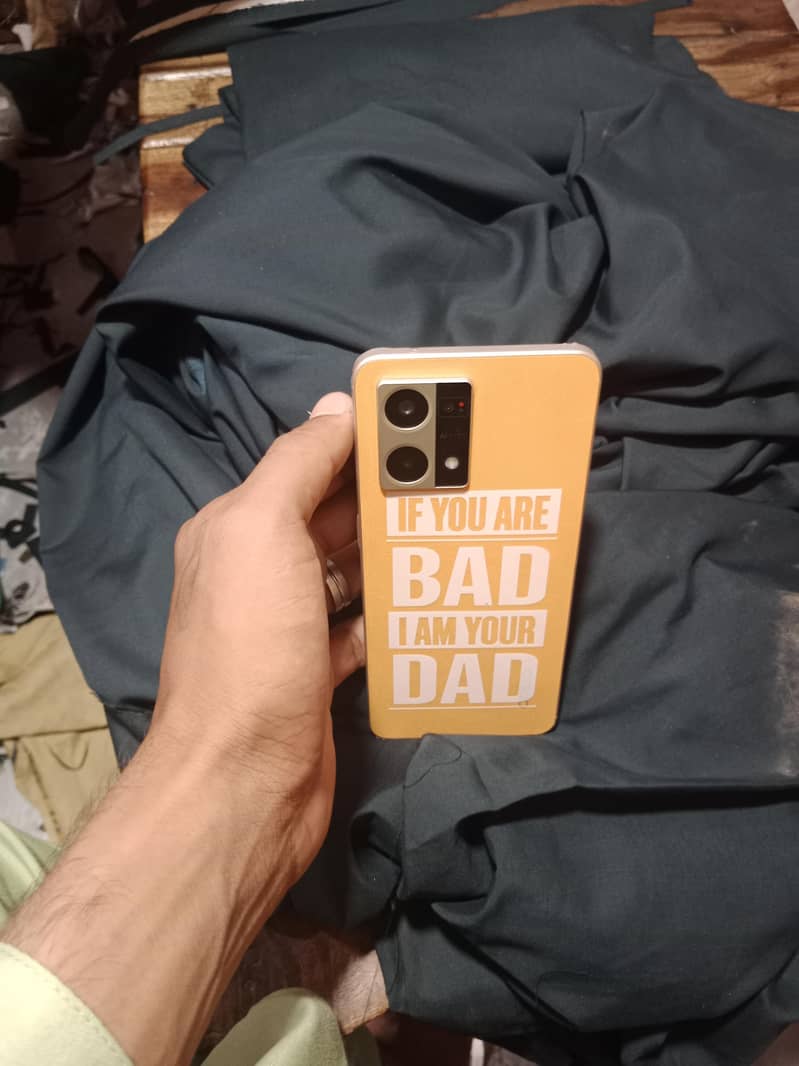 OPPO F21 Pro 0