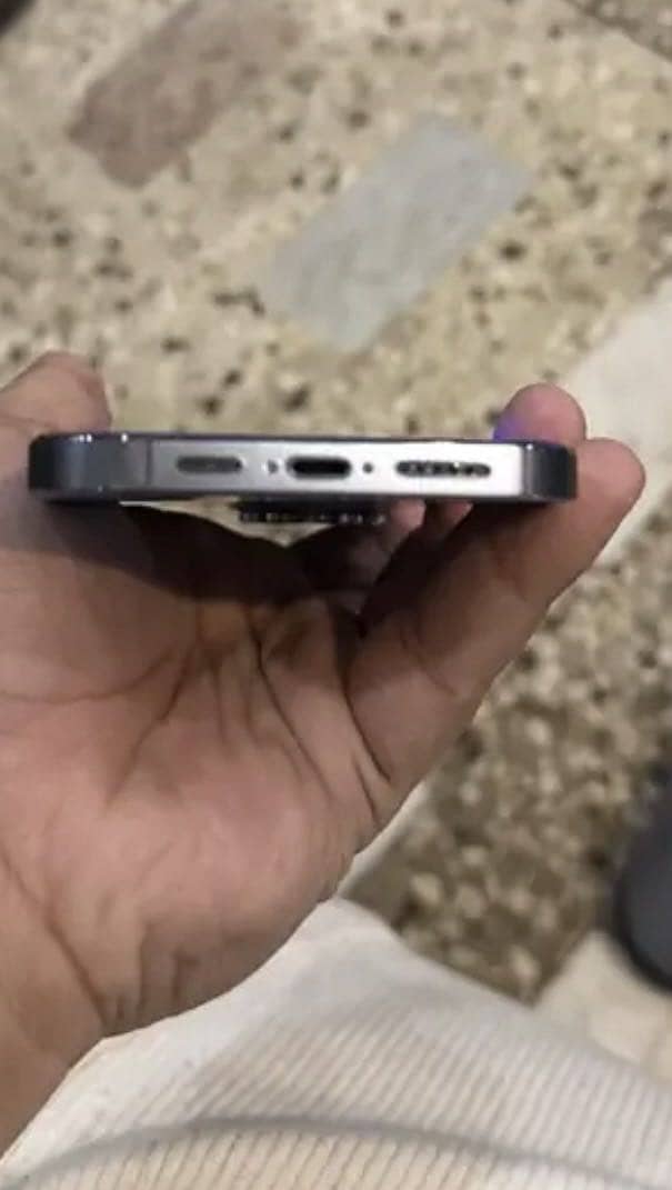 Apple iPhone 13 Pro Max 3
