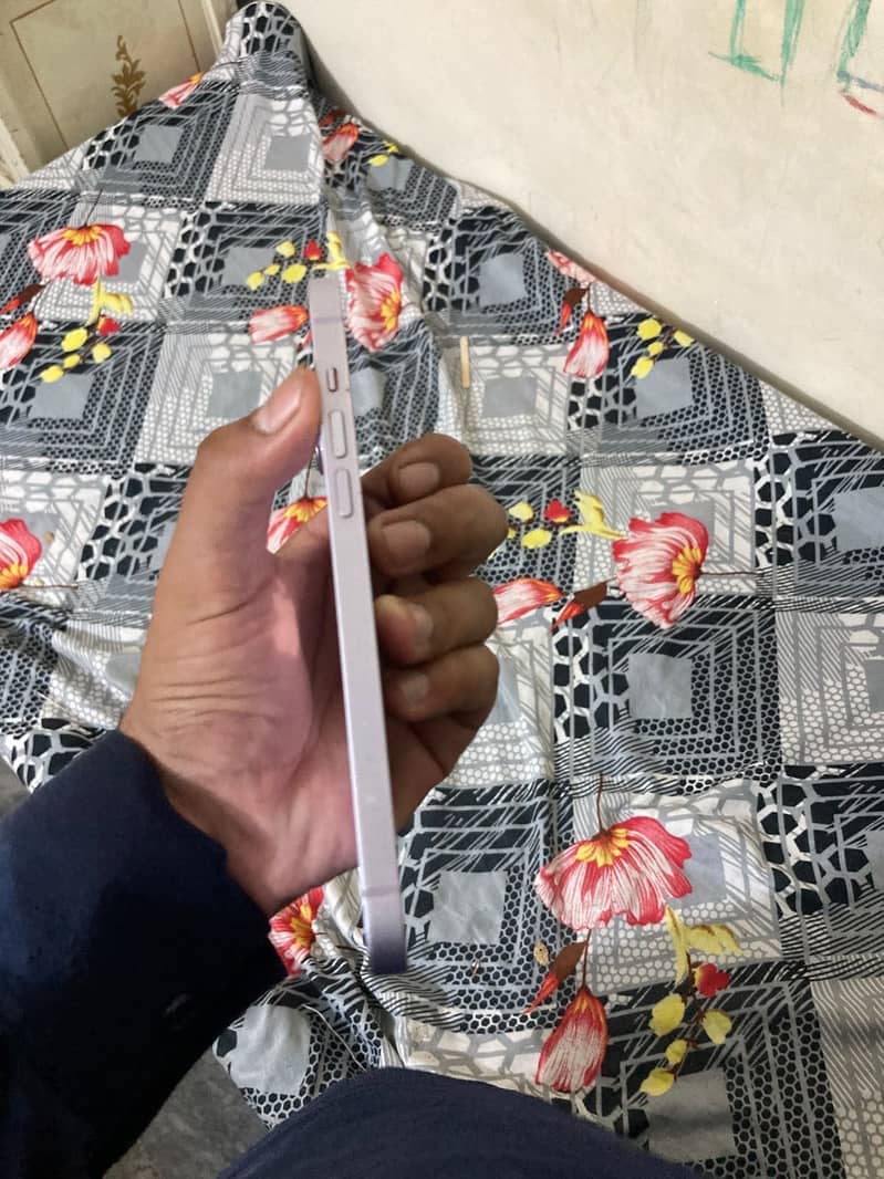 Apple iPhone 14 plus 2