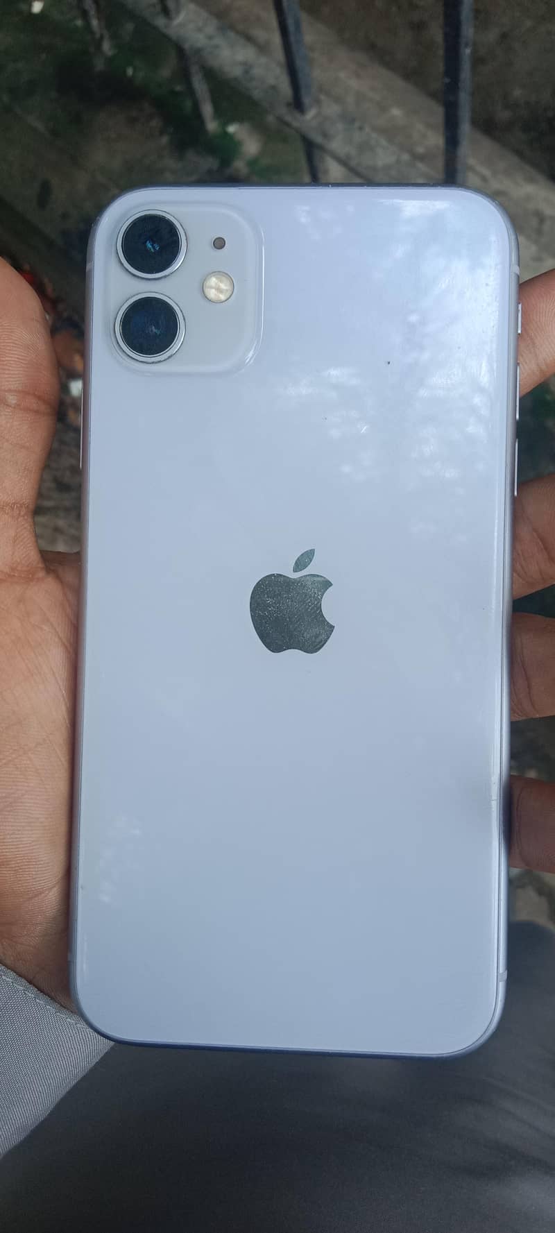 Apple iPhone 11 3