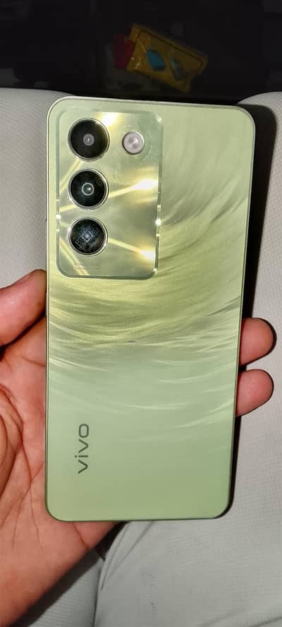 Vivo Y100